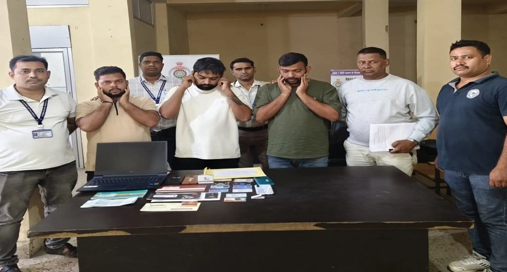 Bilaspur News: 11 राज्यों में 50 साइबर ठगी की शिकायतें, 4 करोड़ से ज्यादा की धोखाधड़ी; म्यूल बैंक अकाउंट गिरोह के 6 आरोपी गिरफ्तार