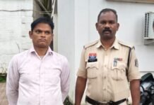 Raigarh News: घर की बाड़ी में शराब छिपाकर बेचने की तैयारी कर रहा आरोपी गिरफ्तार, 9 लीटर महुआ शराब जब्त Raigarh News