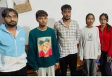 Chhattisgarh News:आधी रात नदी में समा गई कार! पेड़ के सहारे लटके 5 दोस्त, फिर रात में चला रेस्क्यू Chhattisgarh News
