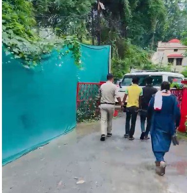 Reva News: रीवा में अस्पताल परिसर से बाइक चोरी का खुलासा, 2 आरोपी गिरफ्तार; 4 मोटरसाइकिलें बरामद