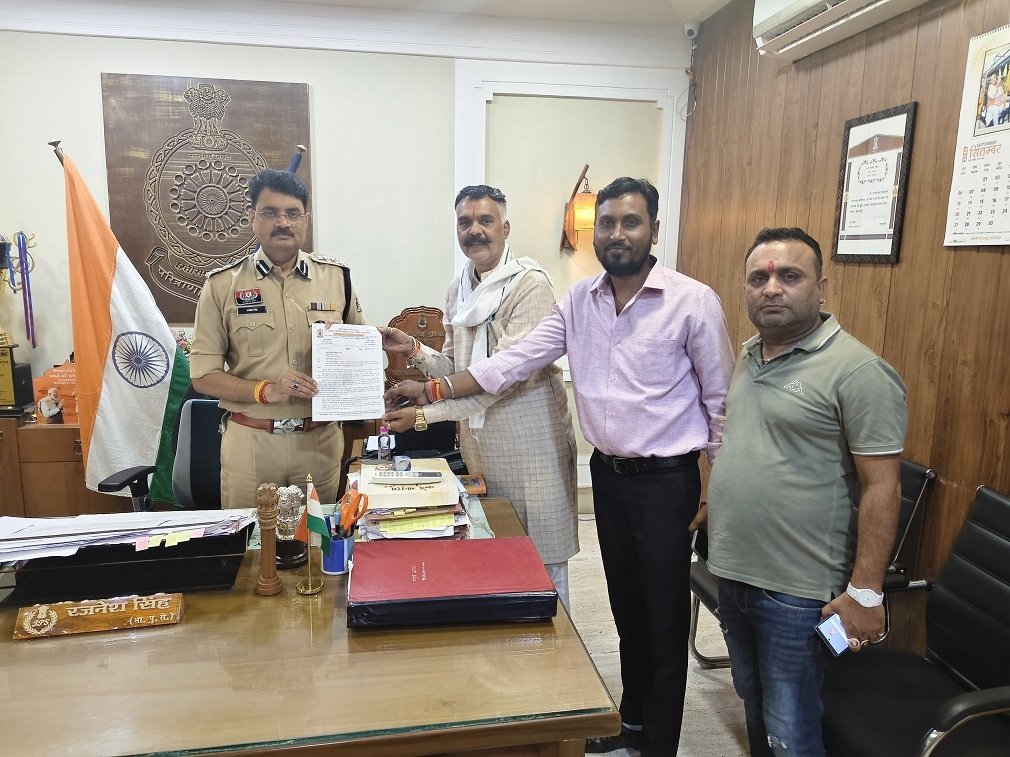 Bilaspur News: लोकतंत्र के चौथे स्तंभ पर प्रहार: पत्रकारों व एक्टिविस्टों की सुरक्षा को लेकर ABPSS ने बिलासपुर SP को सौंपा ज्ञापन
