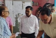 Reva News: रीवा में कलेक्टर का औचक निरीक्षण, नपे नशे में मिले प्रभारी प्राचार्य, Reva News