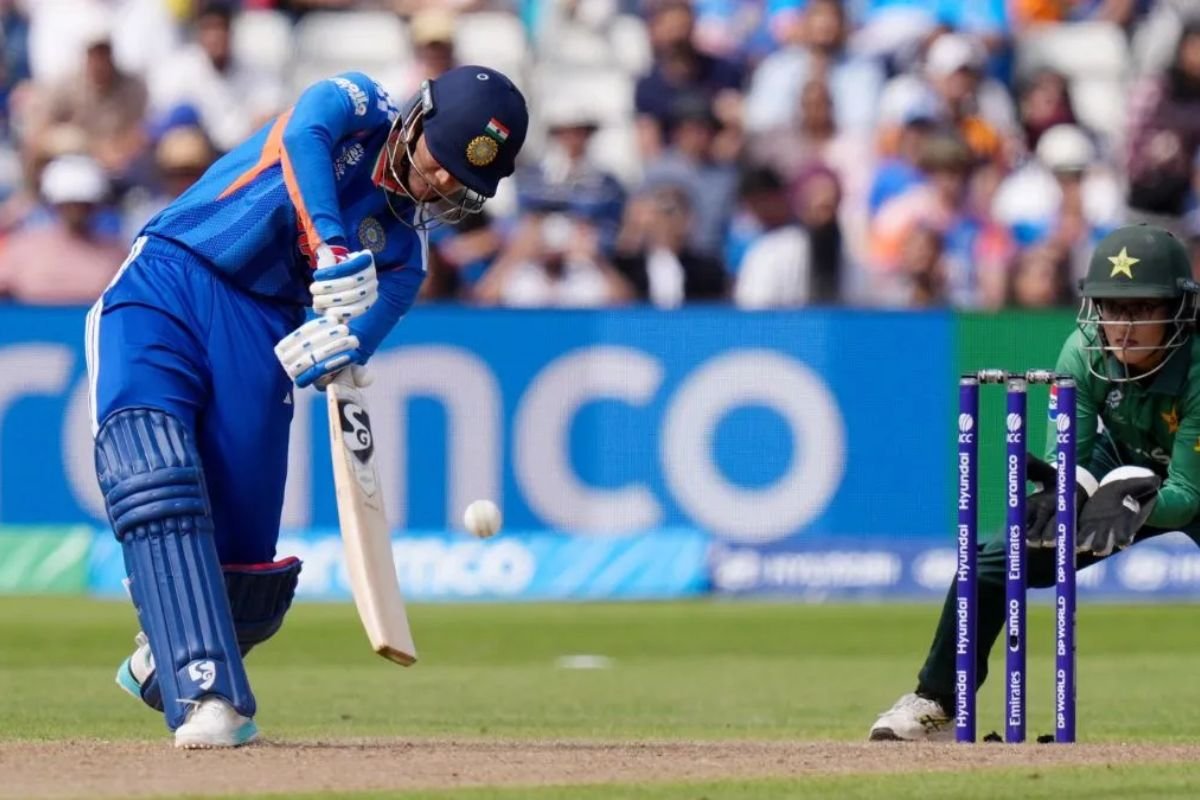 Smriti Mandhana T20I Sixes Record vs Pakistan: पाकिस्तान के खिलाफ 5 छक्के जमाते ही T20I में 100 छक्के पूरे करने वाली पहली भारतीय बनेंगी स्मृति