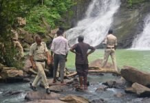 Raipur Youth Drowns Gajpalla Waterfall: गजपल्ला वॉटरफॉल में बड़ा हादसा; रायपुर के युवक की डूबने से मौत, रेस्क्यू जारी