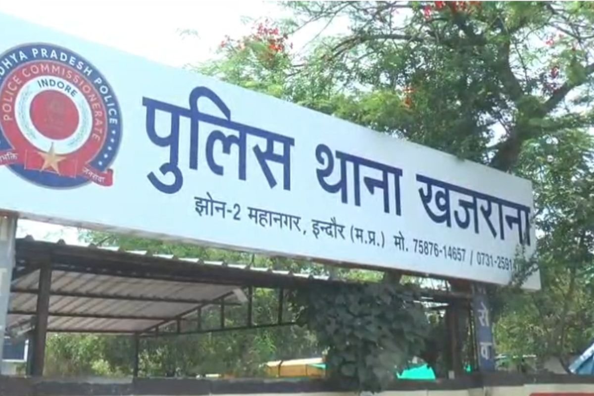 Indore Khajrana Tantra Mantra Scam: तंत्र-मंत्र और सांप कटवाने की धमकी देकर 31 हजार ठगे; इंदौर में अनोखी साइबर फ्रॉड