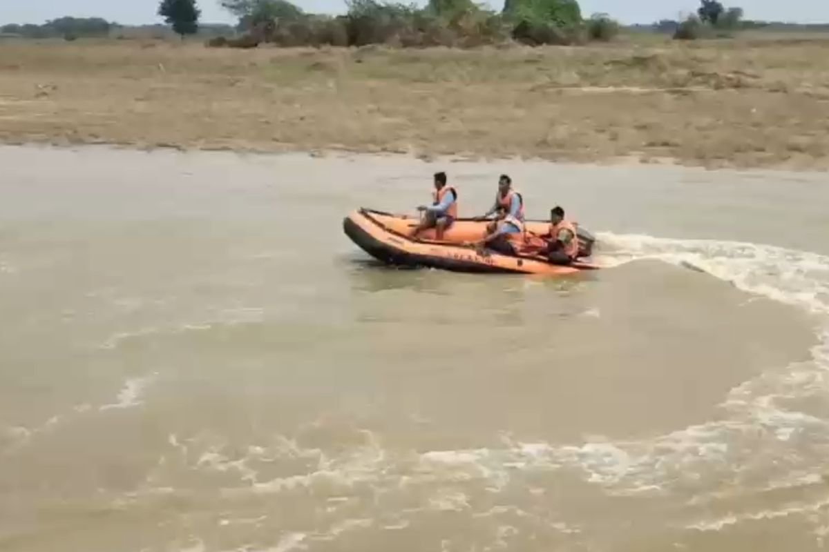 Bhind River Rescue SDRF Operation: कुंवारी नदी में भैंस निकालने उतरा युवक तेज बहाव में बहा, 24 घंटे बाद भी सुराग नहीं