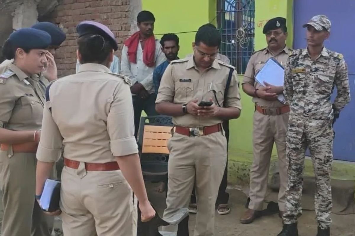 Damoh Quadruple Murder Crime: दमोहा में दिल दहला देने वाला हत्याकांड, पति ने कुल्हाड़ी से काटकर पत्नी और 3 बच्चों की ली जान