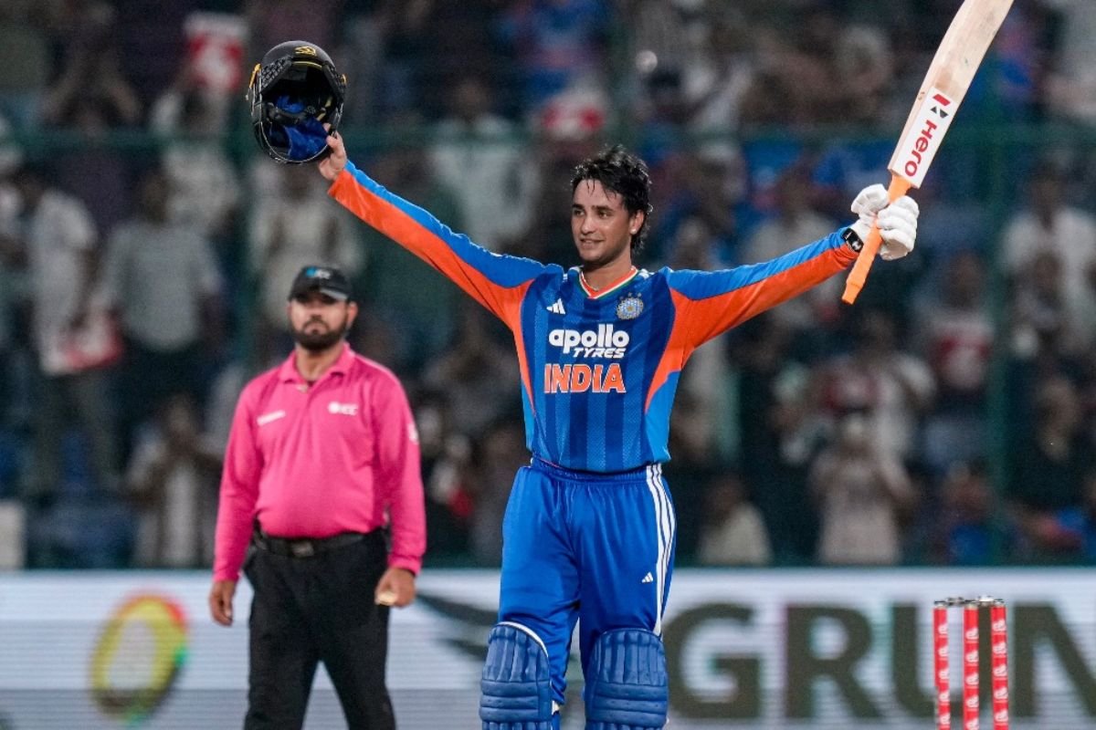 Fastest T20I Century Abhishek Sharma: अभिषेक शर्मा ने 30 गेंदों में जड़ा सबसे तेज टी20I शतक, रोहित शर्मा का रिकॉर्ड टूटा