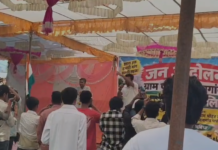 MP News: पोहर की बदहाल सड़क पर सोशल मीडिया आंदोलन, विधायक चंद्रशेखर देशमुख ने रील जारी कर दिया आश्वासन; 3 महीने के लिए आंदोलन स्थगित