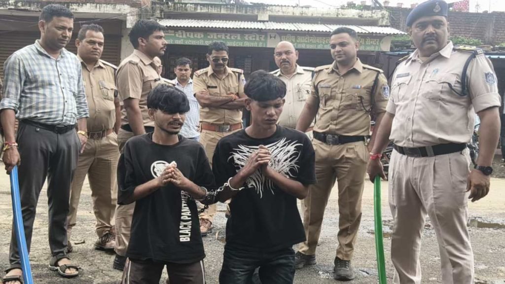 Jabalpur Crime: 80 रुपए के लेनदेन पर व्यापारी पर चाकू से हमला, तीन आरोपी गिरफ्तार; पुलिस ने निकाला जुलूस