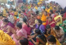 UP Bihar Society Bacheli Janmashtami Mahotsav News: बचेली में भक्तिमय माहौल में संपन्न हुआ श्रीकृष्ण जन्मोत्सव; राधा-कृष्ण की मनमोहक झांकियों ने मोहा श्रद्धालुओं का मन