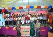 Ashoknagar News: मुंगावली में सेवानिवृत्त कर्मचारियों का आत्मीय सम्मान, राज्य कर्मचारी संघ ने शॉल-श्रीफल और स्मृति चिह्न भेंटकर किया अभिनंदन