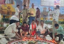 PM Modi Birthday Gharghoda Celebration: 1000 दीयों की रोशनी से जगमगाया अटल परिसर, धूमधाम से मना जन्मदिन