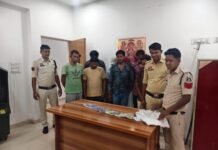 Raigarh News: रायगढ़ में जुआ फड़ पर पुलिस का छापा, 8 जुआरी दबोचे गए; ₹25,070 कैश बरामद