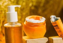 Skin Care: सुबह की स्किनकेयर रूटीन में शामिल करें ये 3 चीजें, चेहरे पर दिखेगा नेचुरल ग्लो और फ्रेशनेस