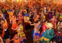 CG Garba Poster: रायपुर में ‘गरबा पार्टनर किराए पर’ का पोस्टर वायरल, उठे सवाल, पुलिस जांच शुरू