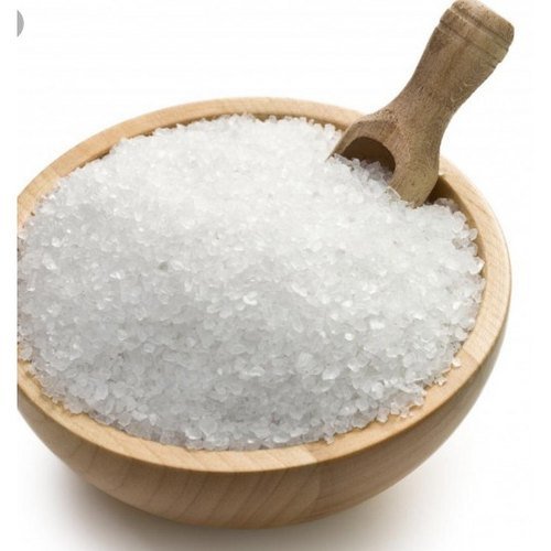Kitchen Tips: बारिश में चीनी हो जाती है चिपचिपी? स्टोर करने का सही तरीका जानें