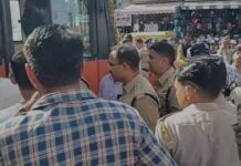 MP News: इंदौर राजवाड़ा में ब्रेक फेल होने से बस बेकाबू, तीन घायल; एक ने तोड़ा दम