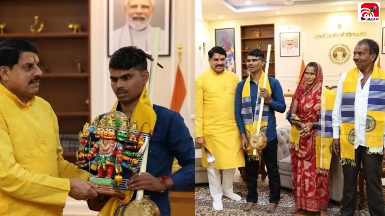 CM हाउस में गूंजा ‘मैंने तेरे ही भरोसे हनुमान’, ‘हनुमान अंश’ के ब्लाइंड सिंगर सुनील लोधी को मिला बड़ा सम्मान
