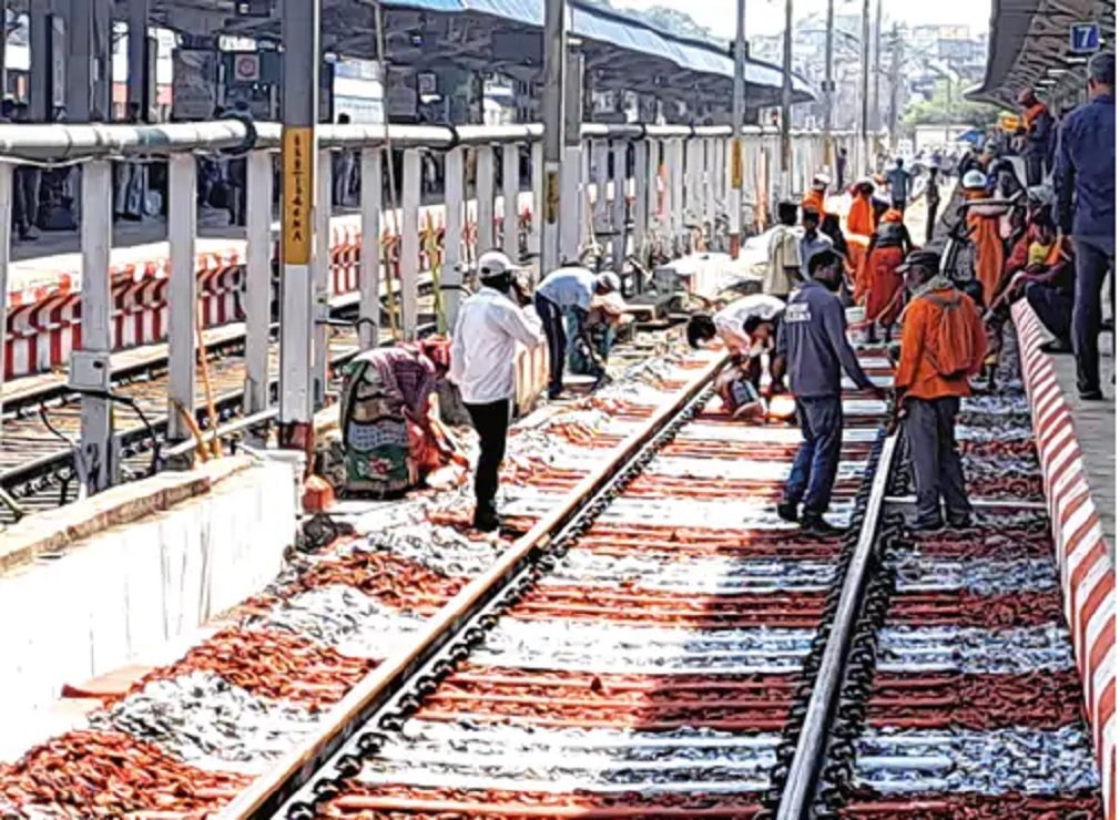 RPF Rising Day 2026: रेल मंत्री के दौरे से पहले पटरियों तक पर रंग-रोगन! दो घंटे के कार्यक्रम पर 5 करोड़ खर्च का अनुमान, फिजूलखर्ची पर उठे सवाल