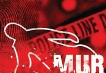 CG Murder: पारिवारिक विवाद में बेटे ने पिता को लाठी से पीटकर मार डाला, गांव में छिपकर पुलिस से बचने की कोशिश CG Murder