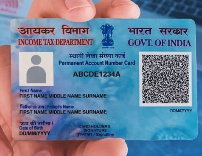 PAN Card Fraud: न करोड़ों की कमाई, न बड़ा कारोबार… फिर भी 4 करोड़ का टैक्स नोटिस! कहीं आपके PAN पर भी तो नहीं खेल?