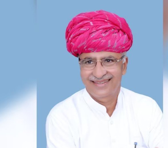Bharatpur News: पहले विवाद, फिर लाठी-पत्थरों से हमला! पूर्व BJP विधायक की पीट-पीटकर हत्या