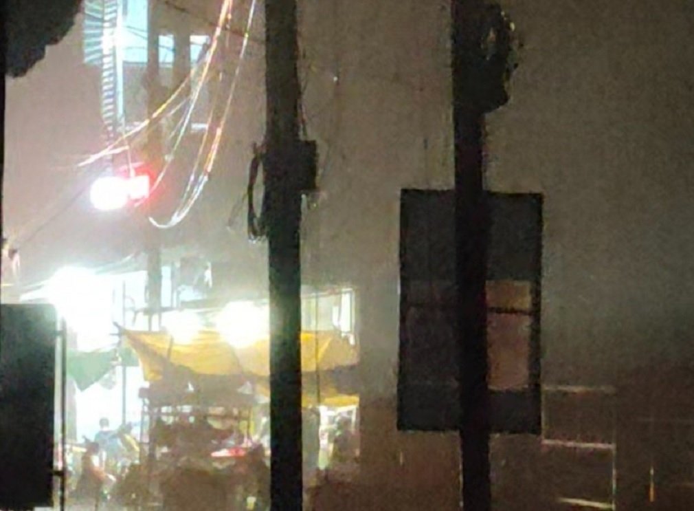 Cyclonic Storm Arnab: छत्तीसगढ़ में चक्रवाती तूफान अर्नब का असर: रायपुर-गरियाबंद समेत कई जिलों में बारिश, 5 जिलों में रेड अलर्ट; स्कूलों में छुट्टी