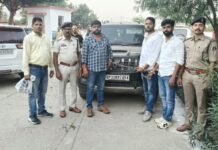 Raipur Police Kidnapping Rescue: रायपुर में दिनदहाड़े व्यक्ति का अपहरण, 12 घंटे के भीतर पुलिस ने मिर्जापुर से तीन आरोपियों को दबोचा