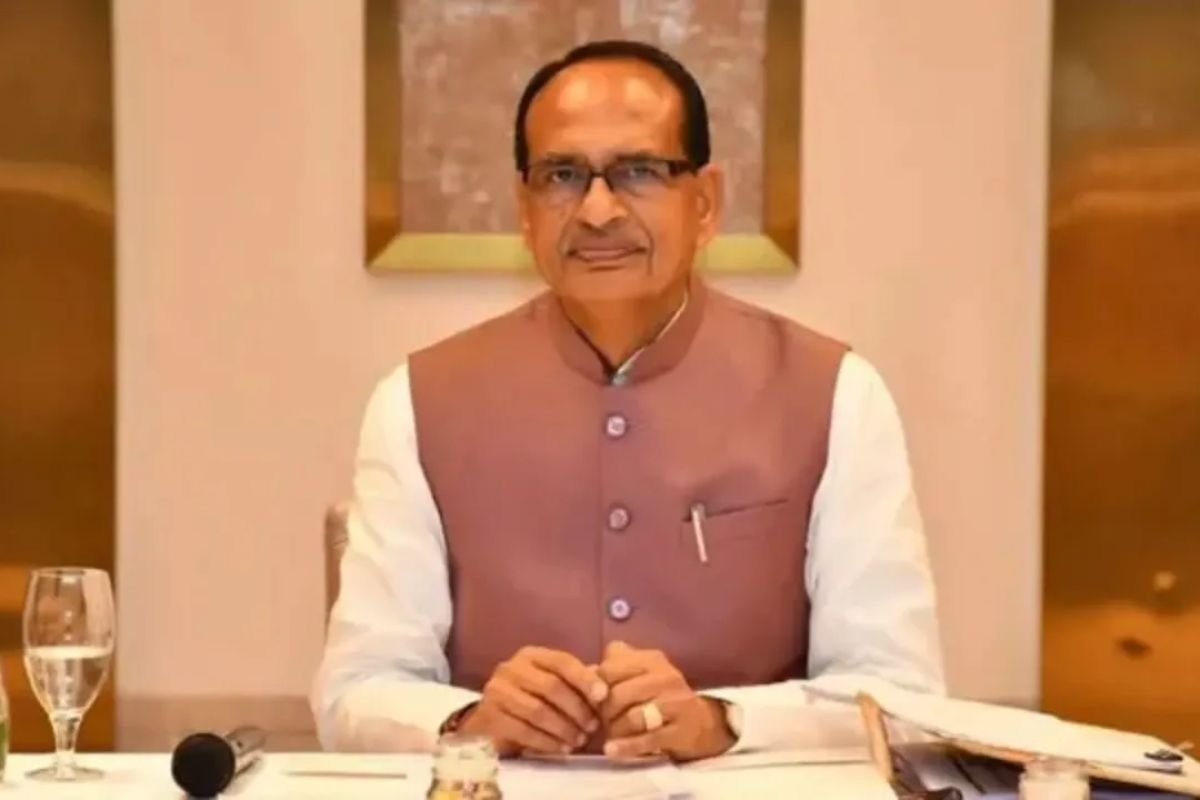 Shivraj Singh Chouhan Attacks Rahul Gandhi: ‘अराजकता फैलाने और देश को कमजोर करने की साजिश रच रहे हैं राहुल गांधी’, केंद्रीय मंत्री का बड़ा हमला