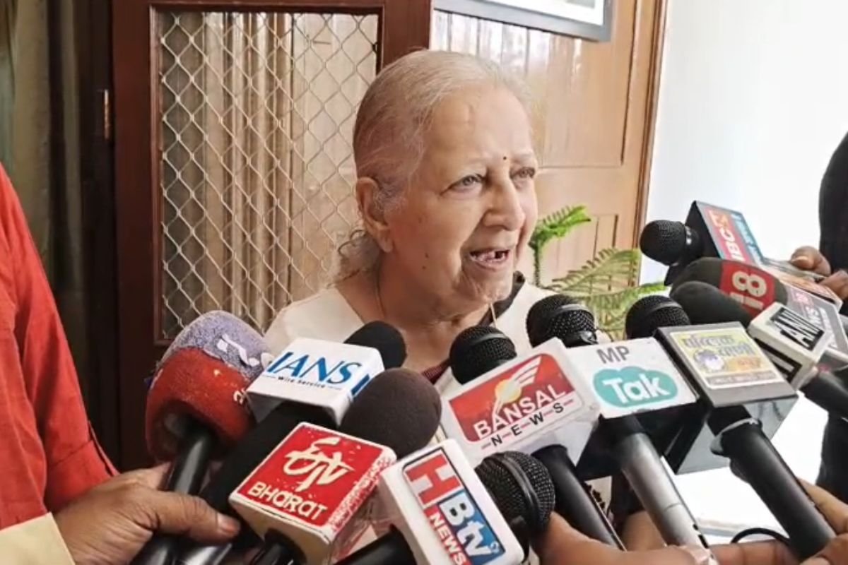 Sumitra Mahajan Statement On Indore Politics: इंदौर की राजनीति में गुटबाजी पर ताई का बड़ा बयान, बोलीं—”मैं यहां की राजनीति को आज से नहीं जानती”