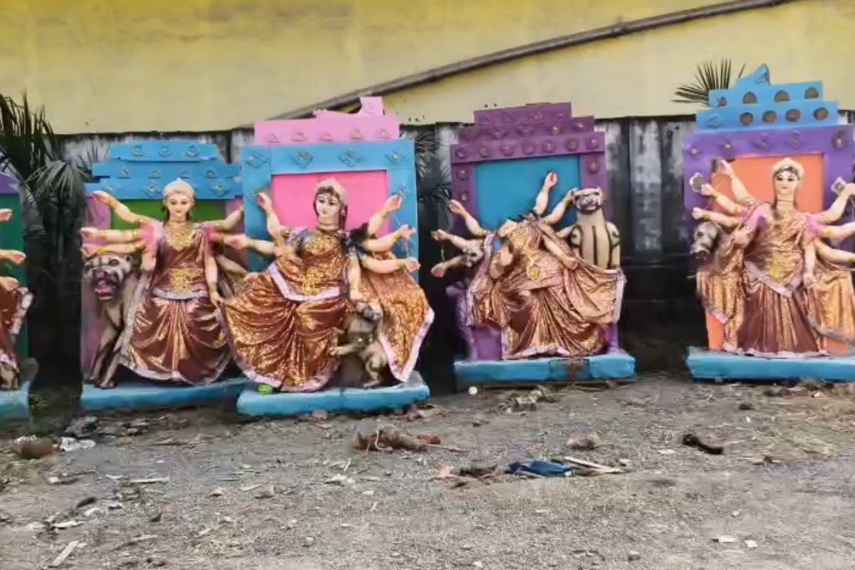 Rewa Durga Idol Unsold Crisis: महीनों की मेहनत पर फिरा पानी, खुले में पड़ी हैं मां दुर्गा की मूर्तियां