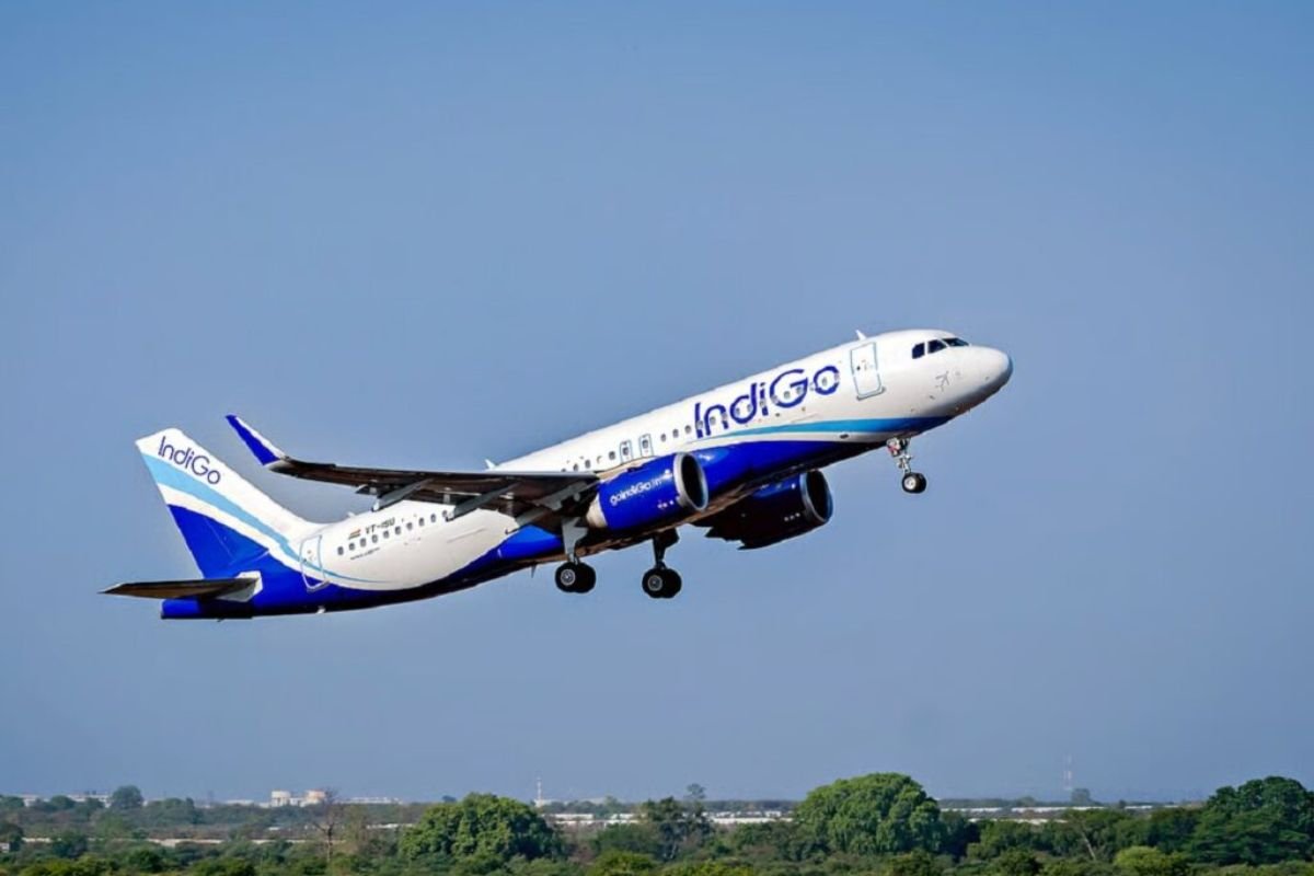 Indigo Fuel Surcharge Hike: दीवाली और छठ से पहले हवाई यात्रियों को बड़ा झटका, इंडिगो ने बढ़ाया फ्यूल सरचार्ज