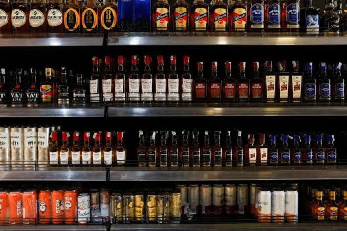 Liquor Rule Change 2026: शराब बिक्री में ओवररेटिंग और गड़बड़ियों पर रोक लगाने के लिए TASMAC का बड़ा फैसला