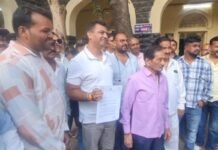 MP Indore Illegal Drug Trade: इंदौर विधानसभा क्षेत्र-1 में नशे के कारोबार पर भड़के सत्यनारायण सत्तन, डीसीपी को सौंपा ज्ञापन