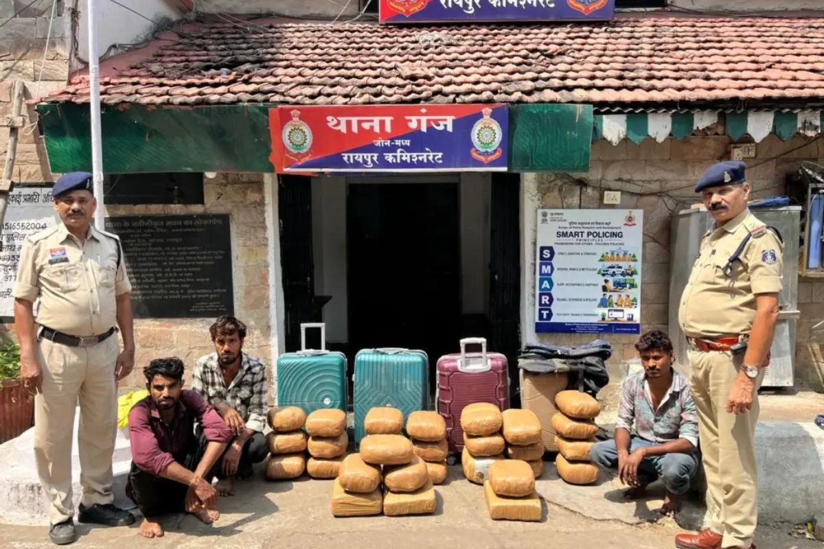 Raipur Drug Smuggling Busted: 64 लाख का गांजा बरामद, 5 आरोपी और एक नाबालिग चढ़ा पुलिस के हत्थे