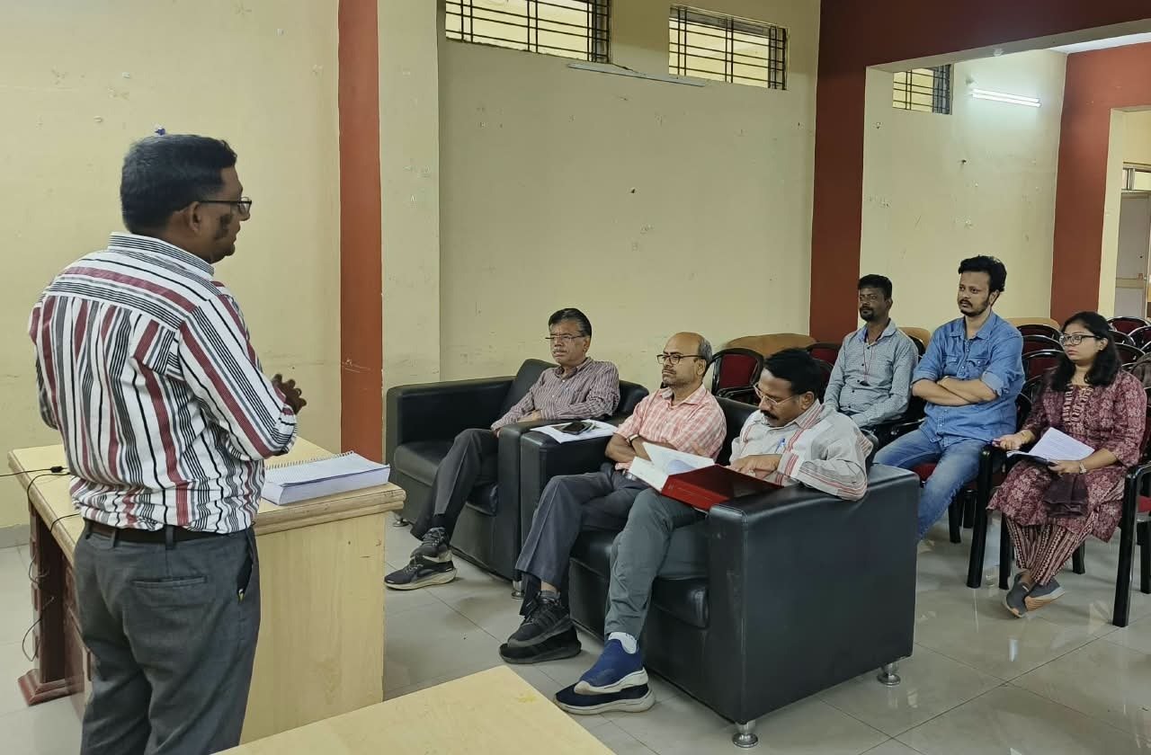 KTU Media Research Milestone: कुशाभाऊ ठाकरे पत्रकारिता विश्वविद्यालय में शोध की नई पहल, जनसंचार के 4 शोधार्थियों ने प्रस्तुत किए पीएचडी शोधकार्य