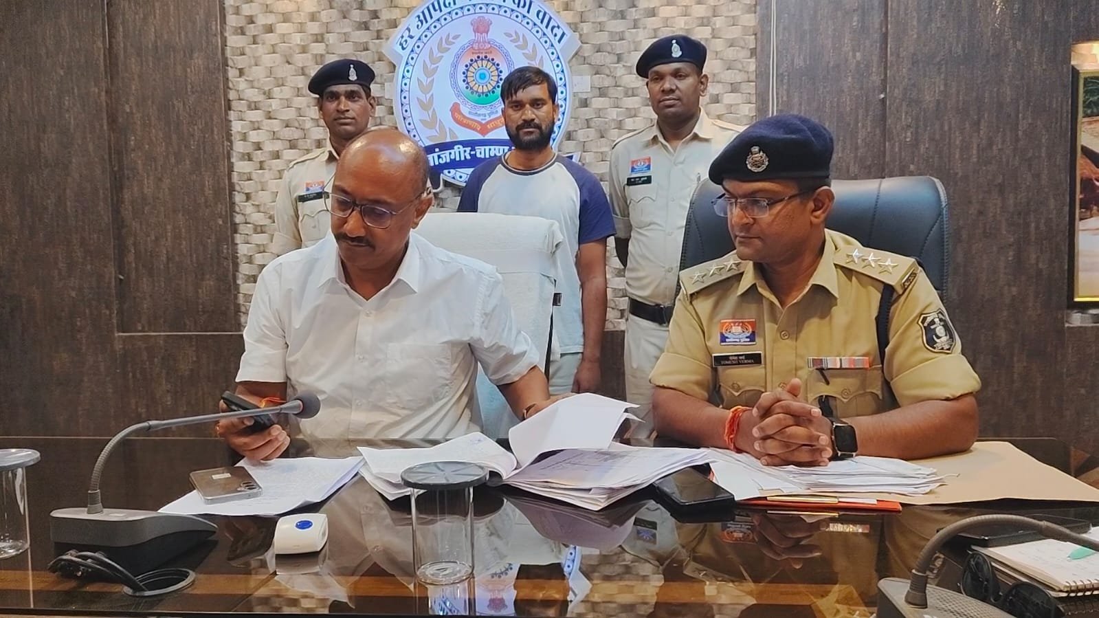 Janjgir Champa Double Murder Disclosure: जांजगीर पुलिस ने पामगढ़ के सनसनीखेज डबल मर्डर केस का किया पर्दाफाश, 10 लाख के उधार के विवाद में रची गई थी साजिश