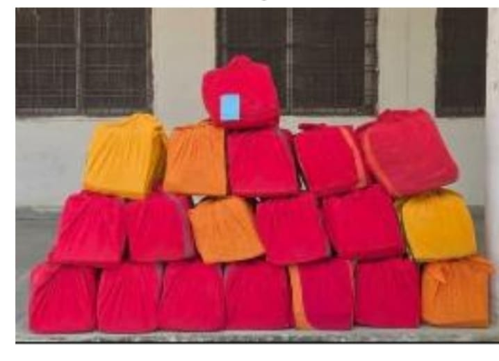 CG EOW Rajiv Gandhi Shiksha Mission Furniture Scam: सरगुजा में 10 साल बाद बड़ी कार्रवाई, 10 आरोपियों के खिलाफ 20 हजार पन्नों का चालान पेश