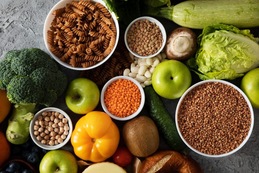 Health: कब्ज की परेशानी से बचने के लिए डाइट में शामिल करें ये 7 फाइबर रिच फूड्स, आंतों को स्वस्थ रखने में मिलेगी मदद