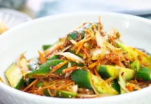 Recipe: रोज के सलाद से हो गए हैं बोर? घर पर बनाएं ये 4 कोरियन सलाद, स्वाद के साथ मिलेगा फ्रेशनेस का मजा